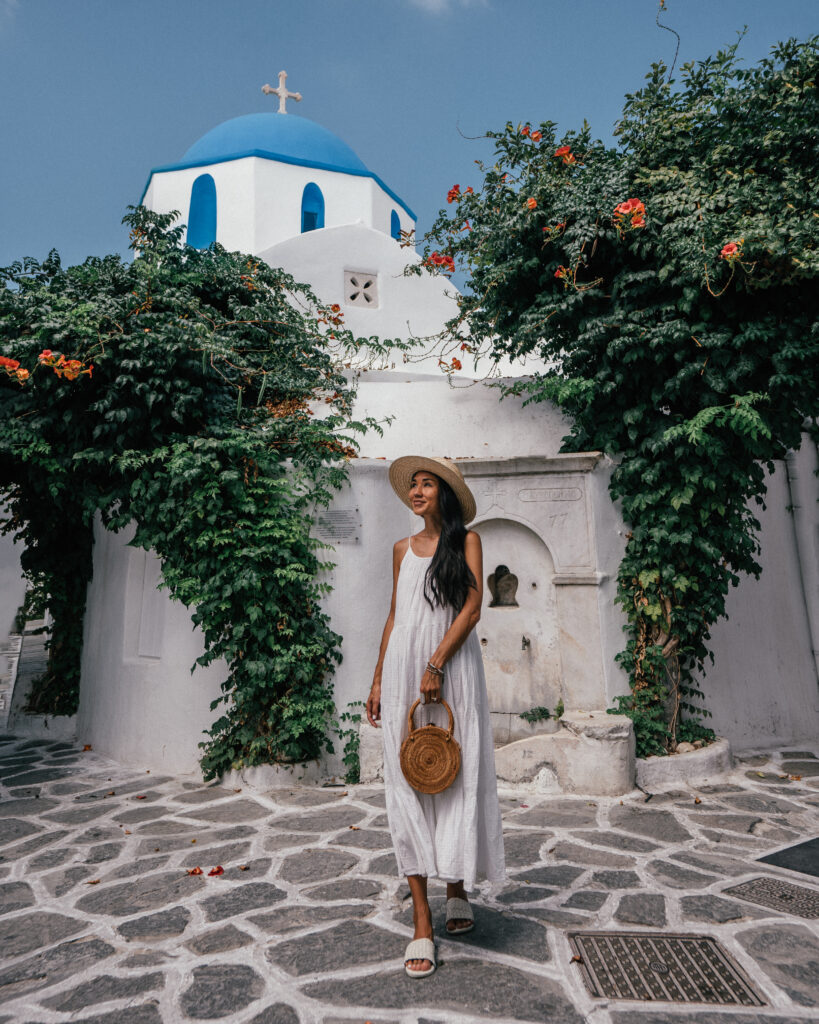 A complete travel guide to Paros, Greece including the best beaches, villages, gelato shops, photo locations, hotels, restaurants, Google Map pins and more.