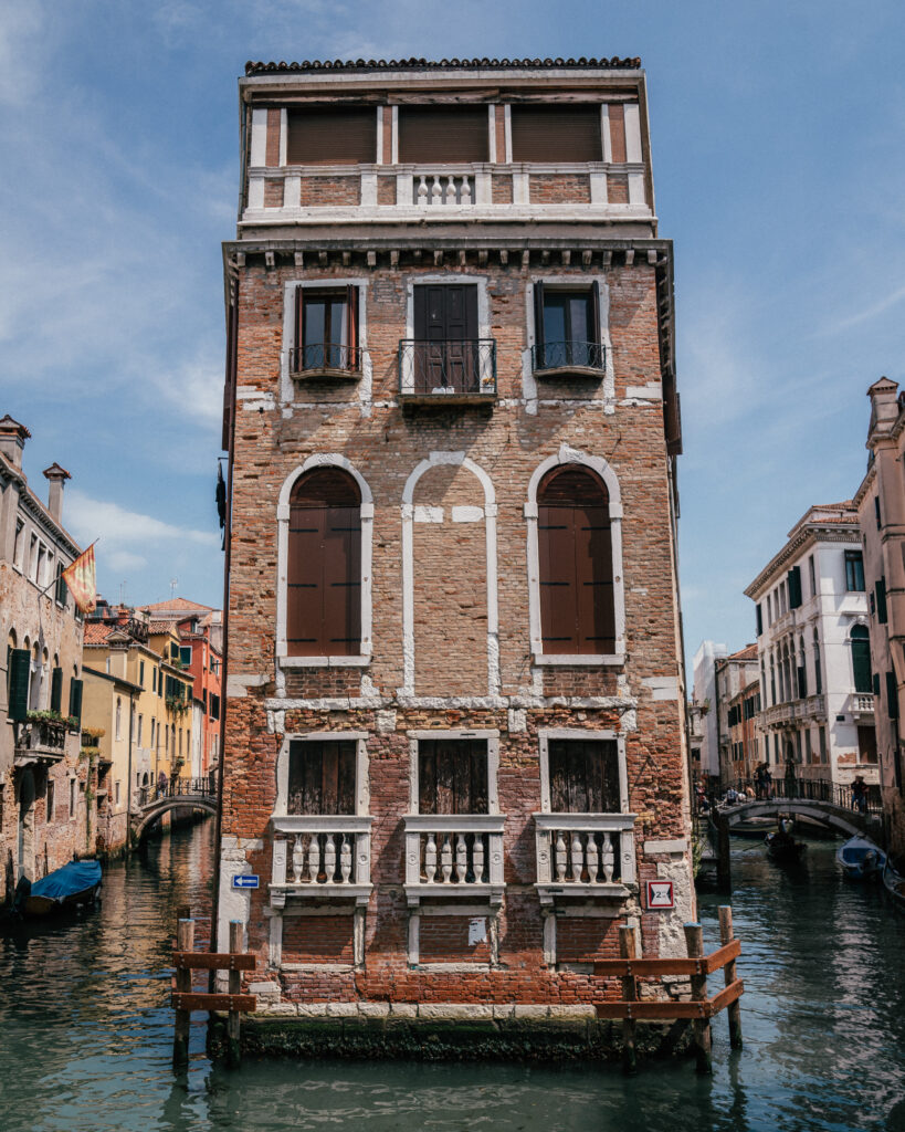 The ultimate photo guide to the 27 best Instagram spots in Venice, Italy including canals, bridges, viewpoints, historic sites and more.
