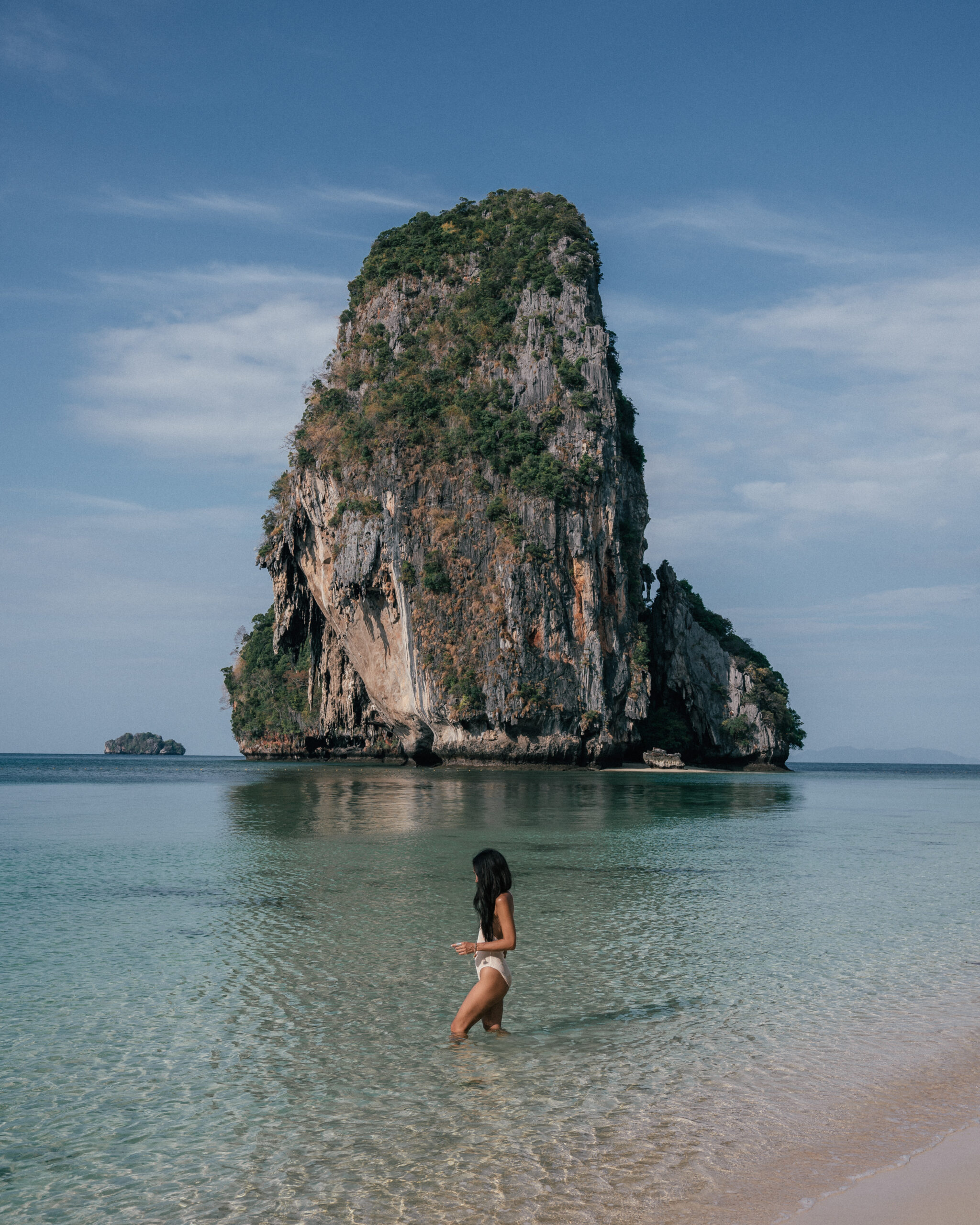 Limestone cliffs and spectacular scenery on Railay Beach