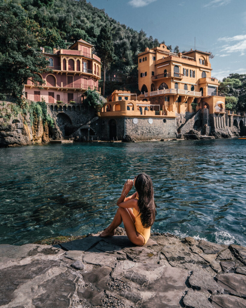 A complete travel guide to Portofino, Italy including the best sights, beaches, hotels and restaurants. 