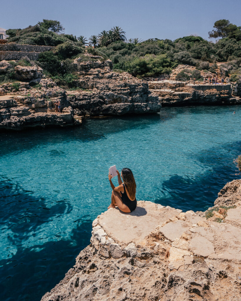 A complete guide to the island of Menorca in Spain including the best beaches, calas, towns, hotels, restaurants, cliff bars and more.