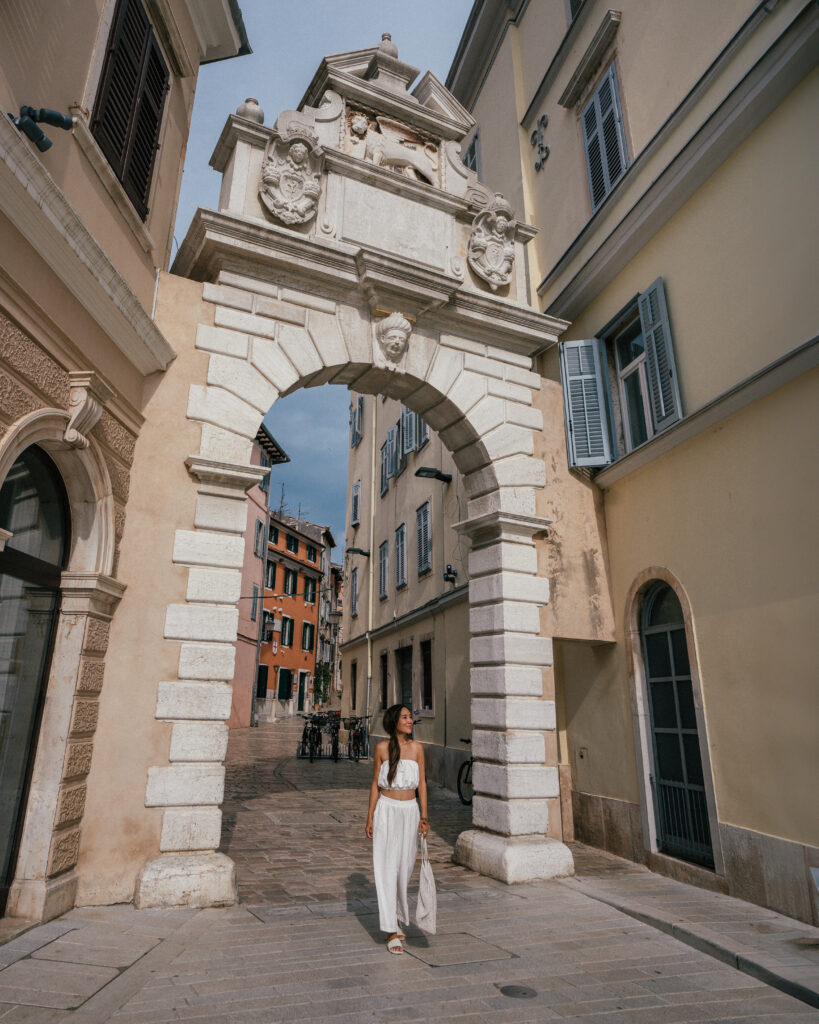 The ultimate travel guide to Rovinj, Croatia including the best places to visit, beaches, viewpoints, Istria day trips, hotels, cliff bars, restaurants and more.