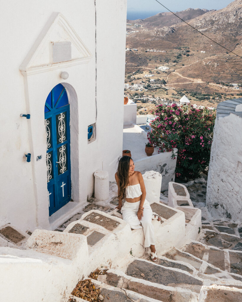 The ultimate guide to Serifos, Greece including the best places to visit, churches, beaches, hotels, villas, restaurants, bars and more.