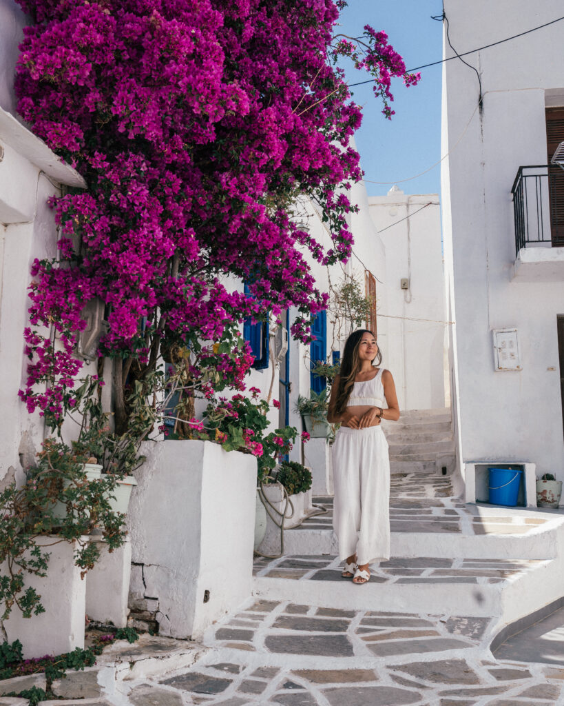The ultimate guide to Serifos, Greece including the best places to visit, churches, beaches, hotels, villas, restaurants, bars and more.