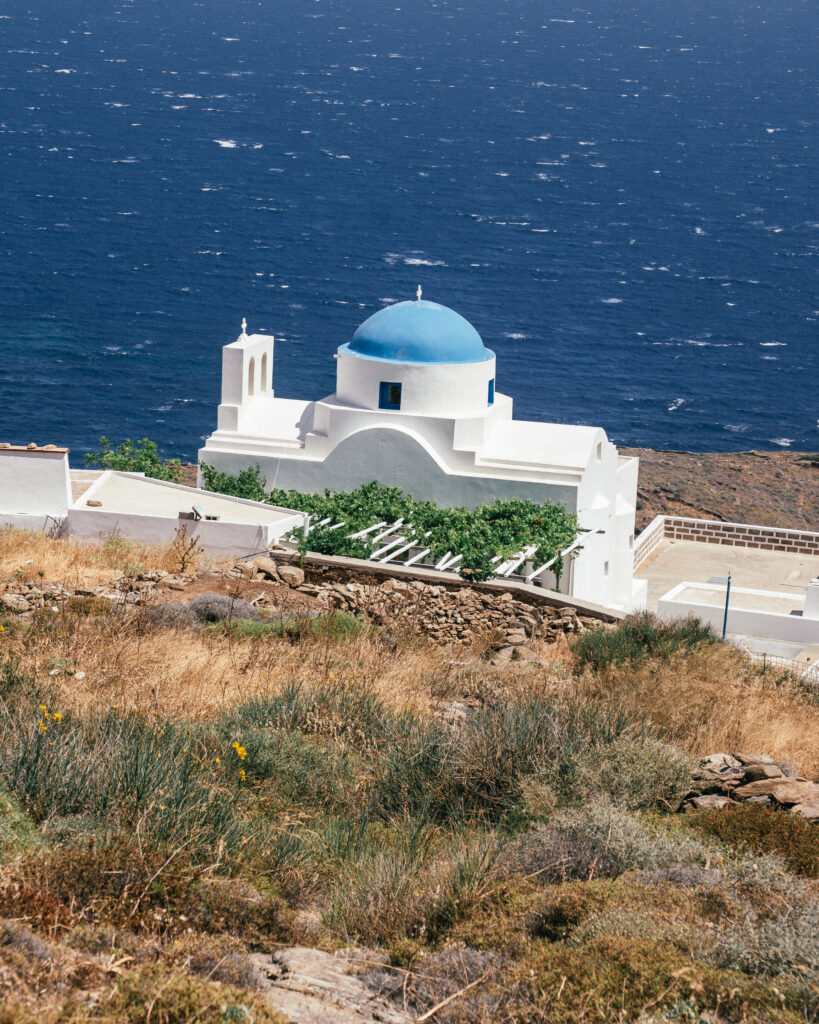 The ultimate guide to Serifos, Greece including the best places to visit, churches, beaches, hotels, villas, restaurants, bars and more.