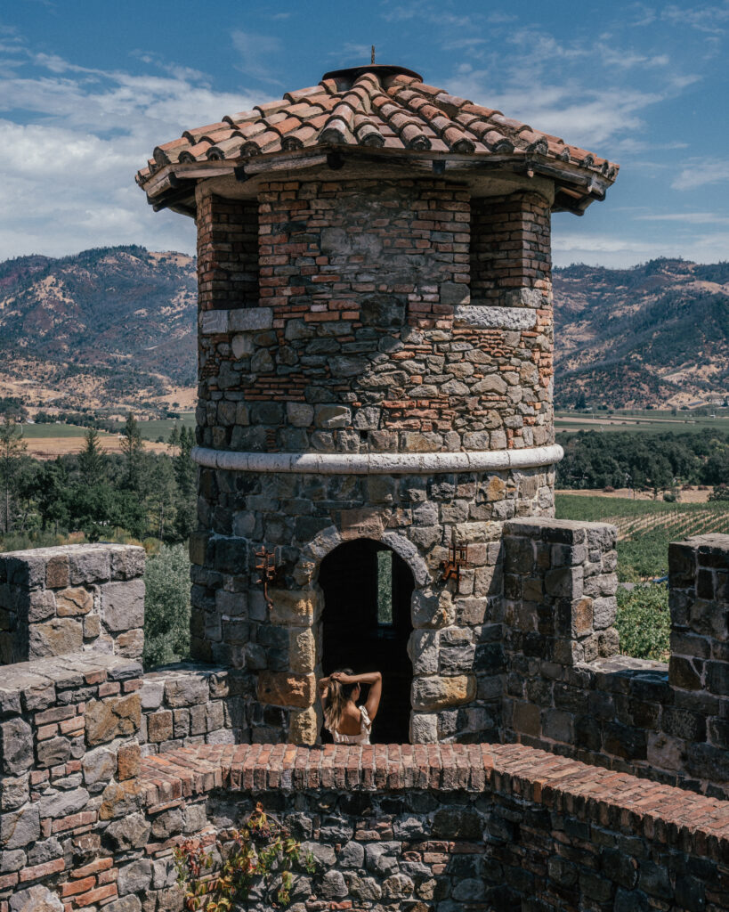 A complete guide to visiting Castillo di Amarossa, a Tuscan castle and winery in Napa Valley, California.