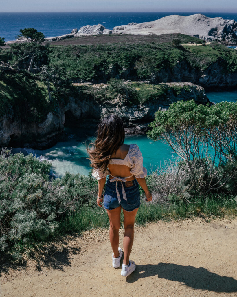 The ultimate travel guide to Carmel-by-the-Sea including the best places to visit, beaches, day trips, hotels, restaurants, Carmel photo locations and more.