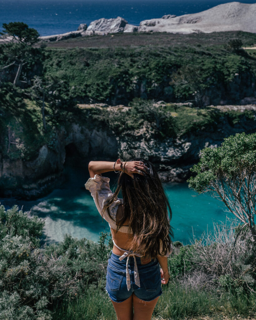 The ultimate travel guide to Carmel-by-the-Sea including the best places to visit, beaches, day trips, hotels, restaurants, Carmel photo locations and more.