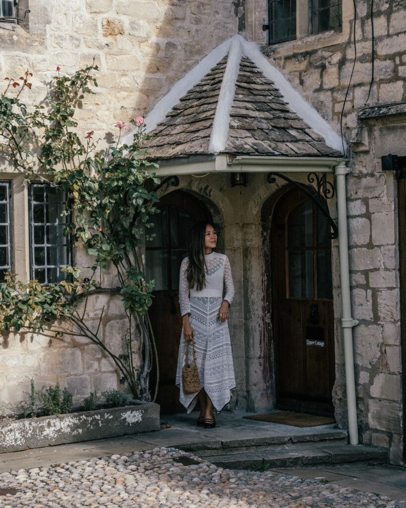 A complete guide to 10 must-visit villages in The Cotswolds including places to visit, Cotswolds photo locations, hotels, restaurants & more. 