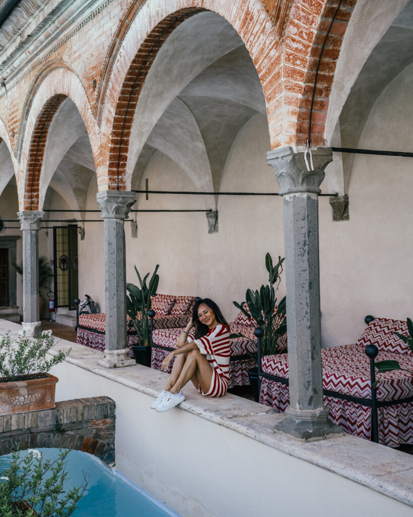 A complete travel guide to Siena, Italy in Tuscany including the best the best places to visit, historical sites, hotels, best Siena viewpoints, restaurants, wine bars, Siena photo locations, travel tips and more.